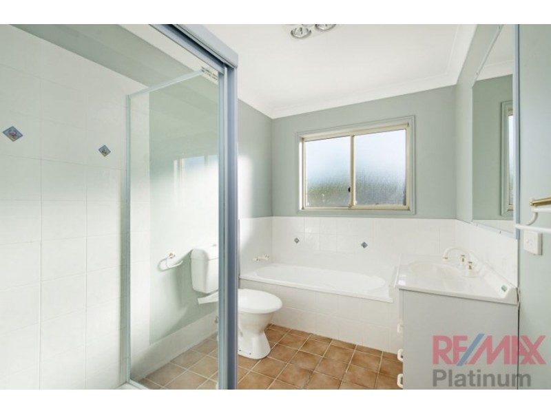 4 Aberdeen Way, Narangba QLD 4504