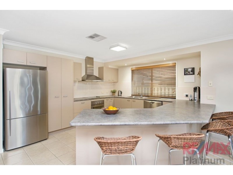 6 Maidenhair Drive, Narangba QLD 4504