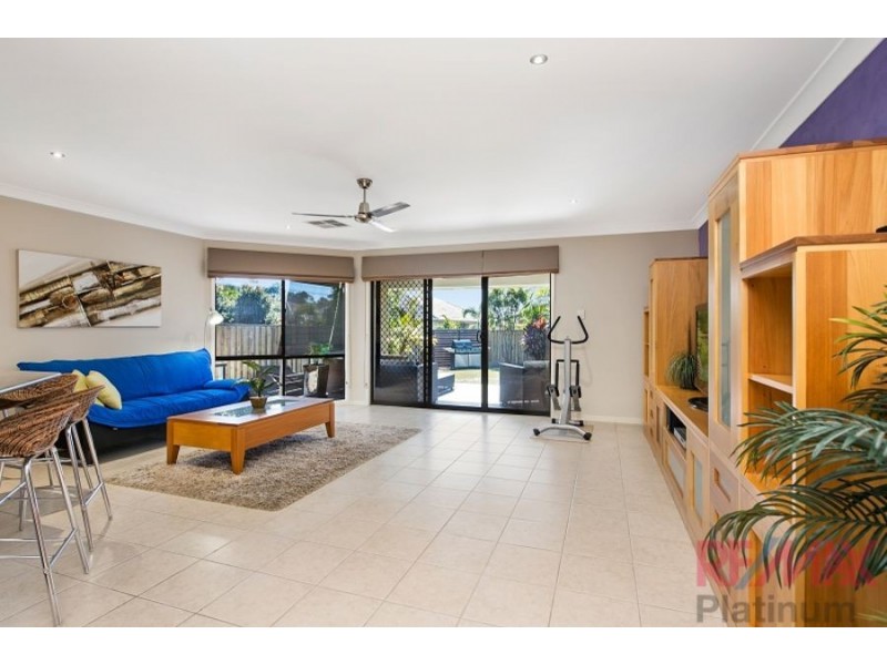 6 Maidenhair Drive, Narangba QLD 4504