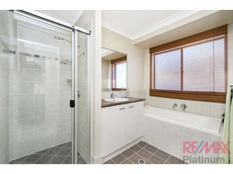 6 Maidenhair Drive, Narangba QLD 4504