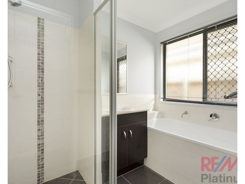 20 Daintree Circuit, North Lakes QLD 4509