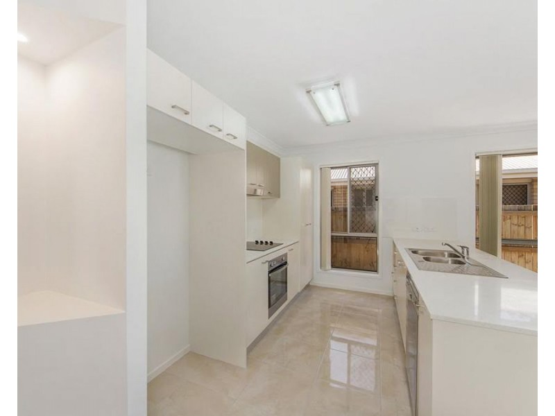 66 Benham Avenue, Kallangur QLD 4503