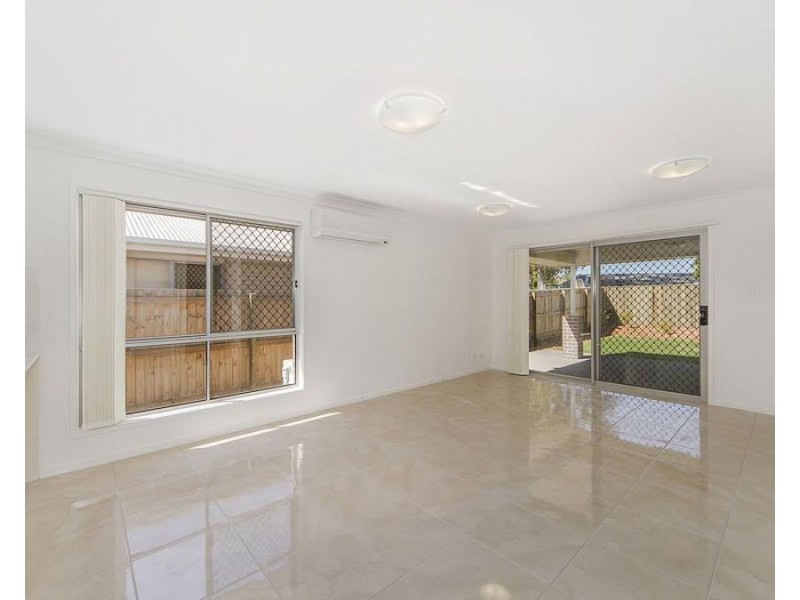 66 Benham Avenue, Kallangur QLD 4503