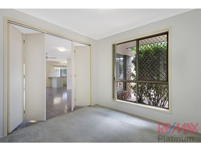 43 Crestwood Avenue, Morayfield QLD 4506