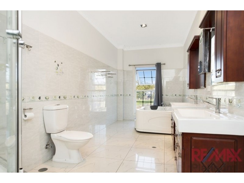 25 Casino Court, Burpengary QLD 4505