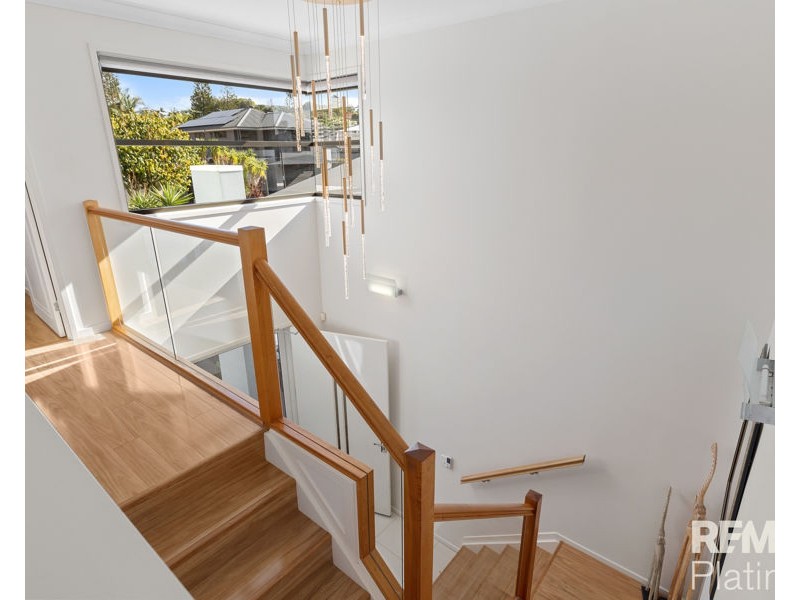 4 Hollow Crescent, Narangba QLD 4504