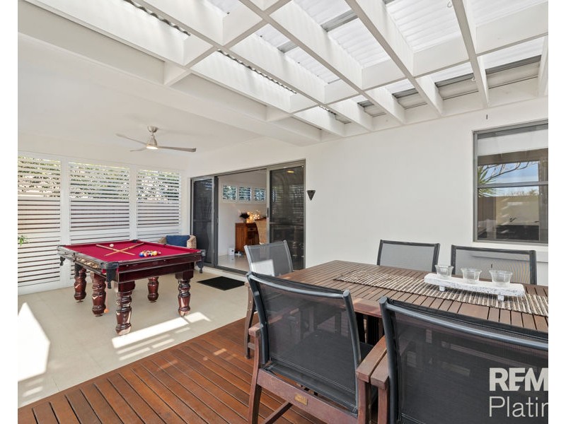 4 Hollow Crescent, Narangba QLD 4504