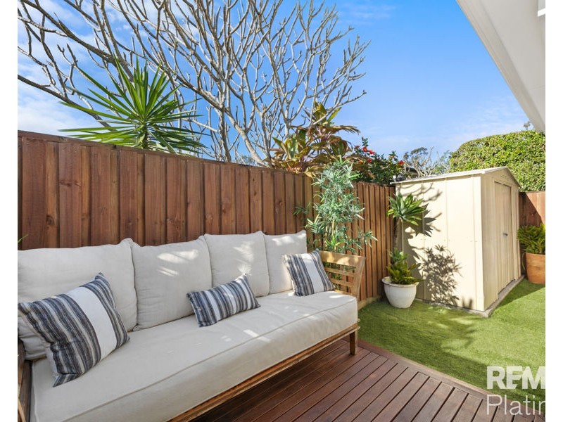 4 Hollow Crescent, Narangba QLD 4504