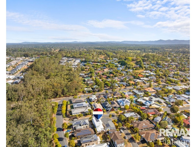 4 Hollow Crescent, Narangba QLD 4504