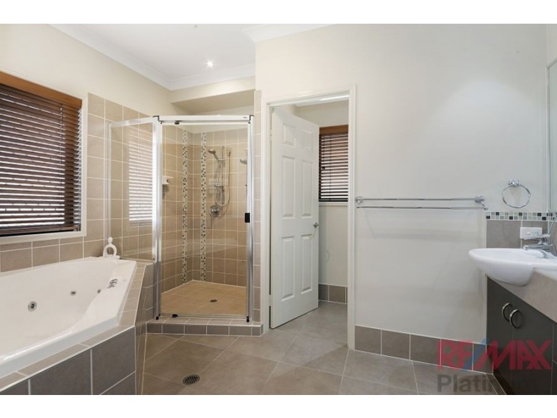 10 River Oak Way, Narangba QLD 4504