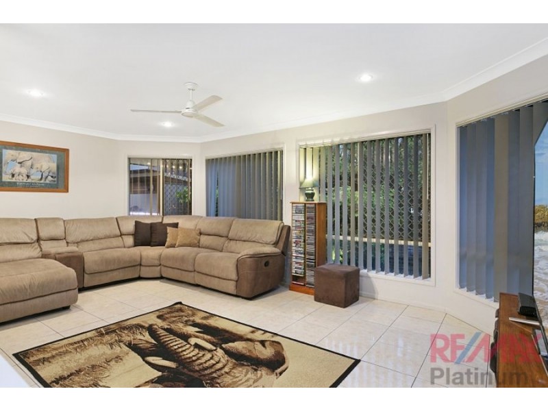 4 Como Court, Narangba QLD 4504