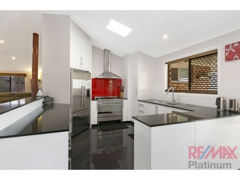 4 Manning Court, Morayfield QLD 4506