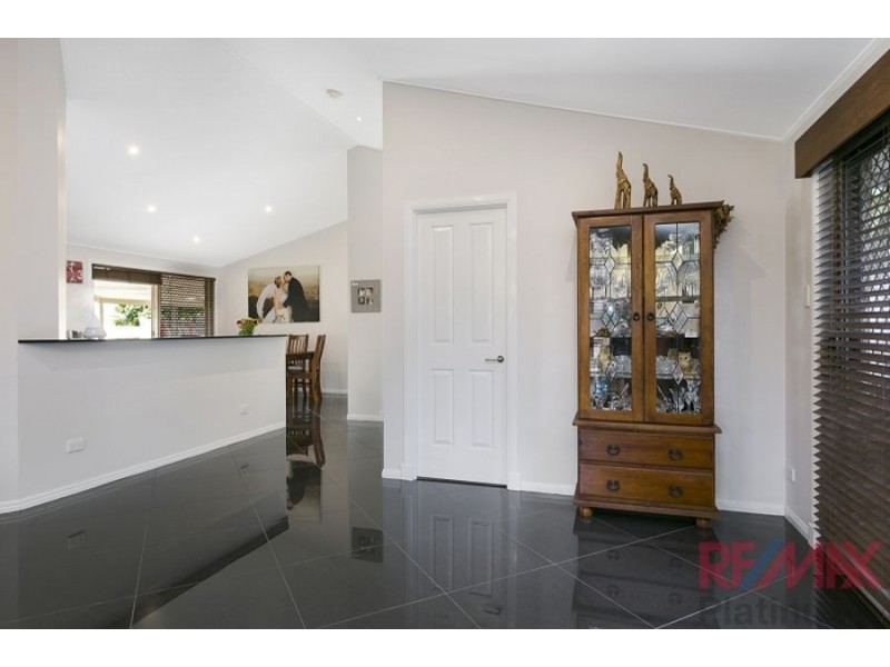 4 Manning Court, Morayfield QLD 4506