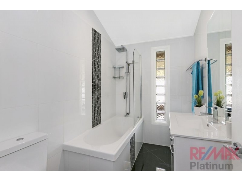 4 Manning Court, Morayfield QLD 4506