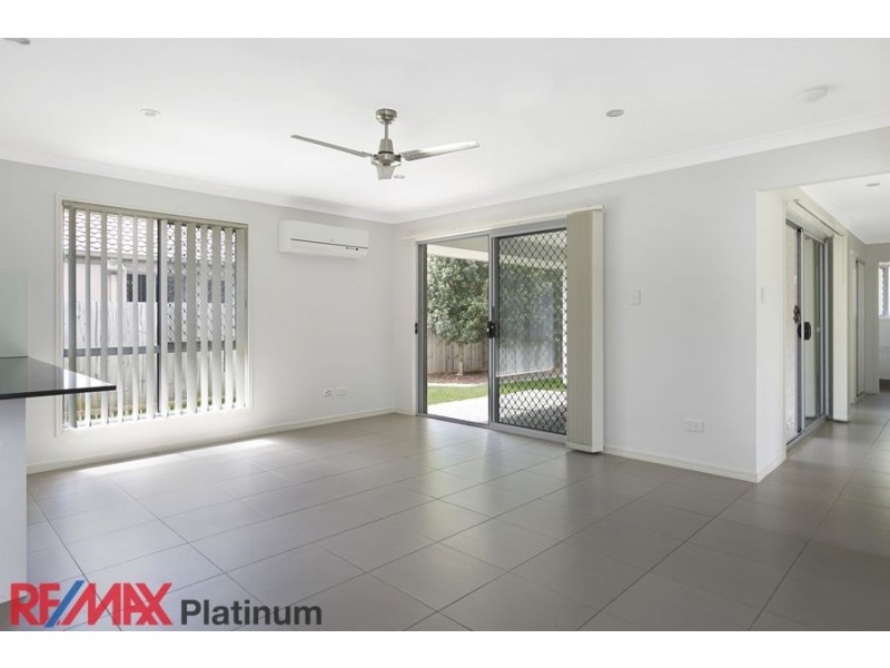 17 Wellington Place, Narangba QLD 4504