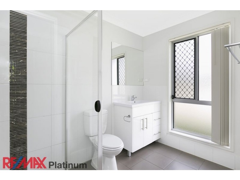 17 Wellington Place, Narangba QLD 4504