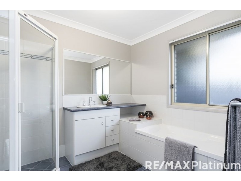 5 Geneva Crescent, Narangba QLD 4504