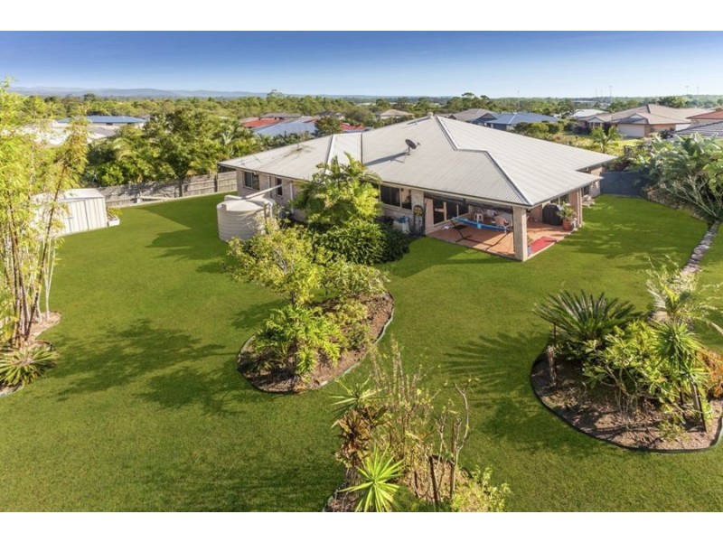18 Baroon Place, Narangba QLD 4504