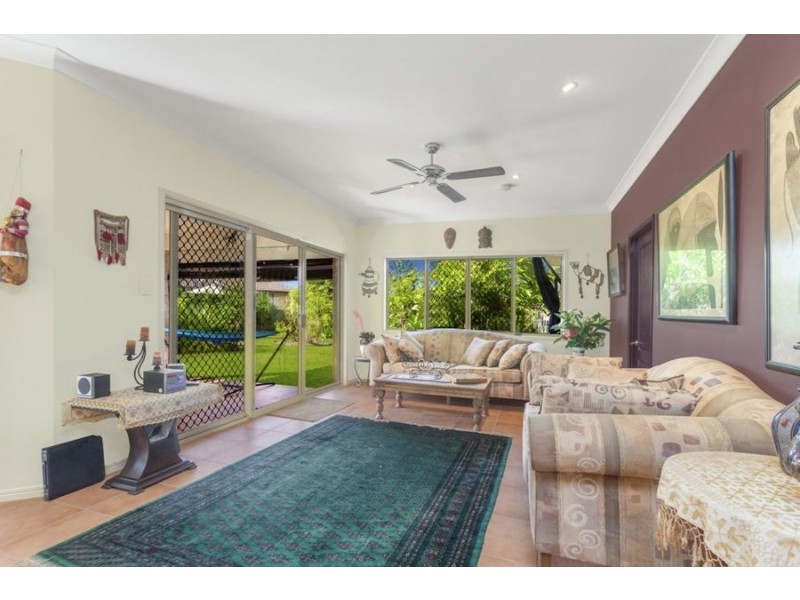 18 Baroon Place, Narangba QLD 4504