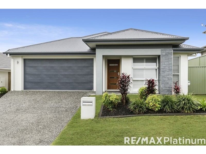 4 Eminence Avenue, Narangba QLD 4504