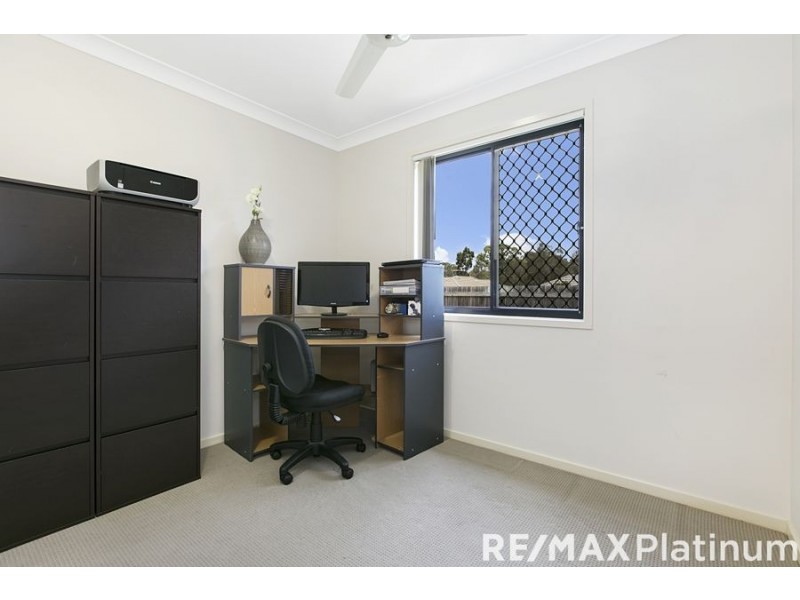 1 Gabrielle Court, Kallangur QLD 4503