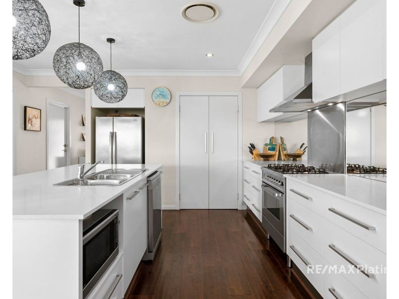 192 Macdonald Drive, Narangba QLD 4504