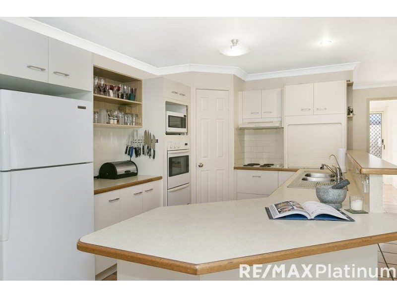 18 Tamarillo Circuit, Narangba QLD 4504