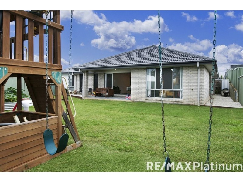 17 Regal Crescent, Narangba QLD 4504