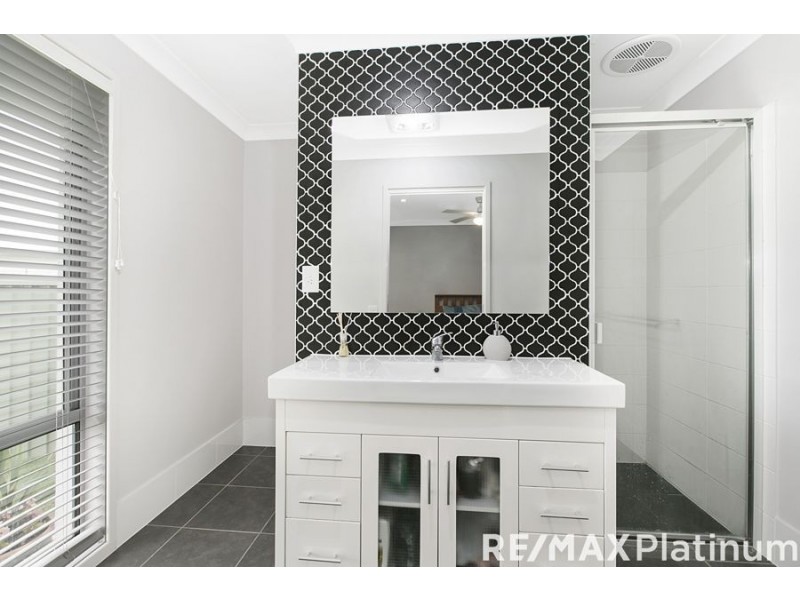 17 Regal Crescent, Narangba QLD 4504