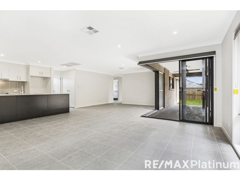 21 Imperial Crescent, Narangba QLD 4504