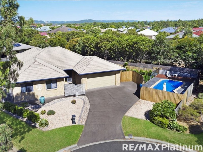 33 Greenlinks Crescent, Narangba QLD 4504