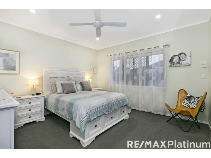 33 Greenlinks Crescent, Narangba QLD 4504