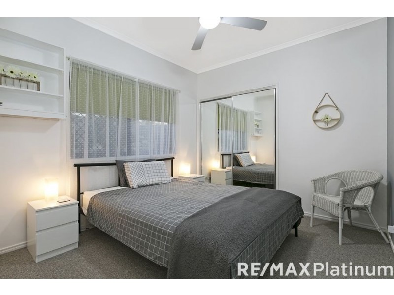 33 Greenlinks Crescent, Narangba QLD 4504