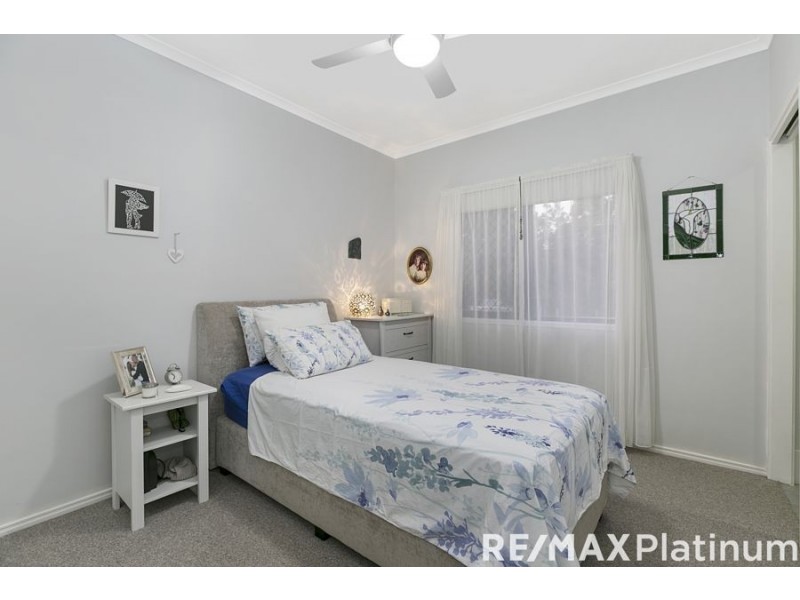 33 Greenlinks Crescent, Narangba QLD 4504