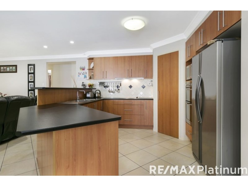 19 Jardine Place, Narangba QLD 4504