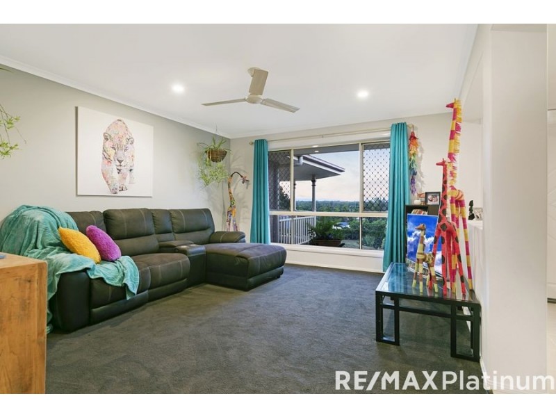 7 Como Court, Narangba QLD 4504