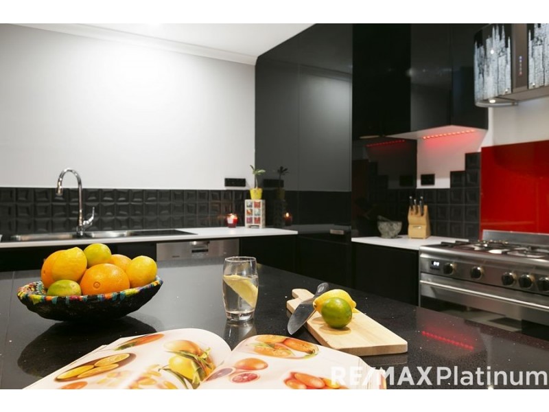 7 Como Court, Narangba QLD 4504