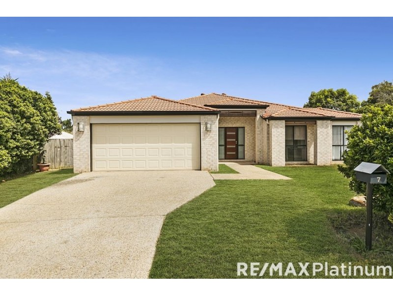 7 Barrine Place, Narangba QLD 4504