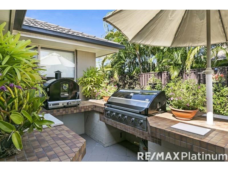 9 Lookout Place, Narangba QLD 4504