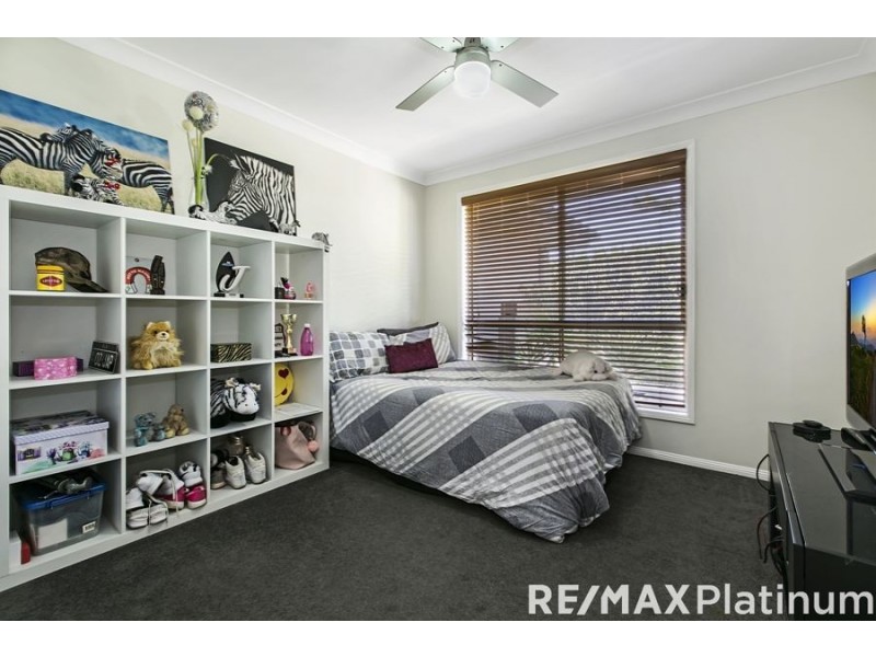 9 Lookout Place, Narangba QLD 4504