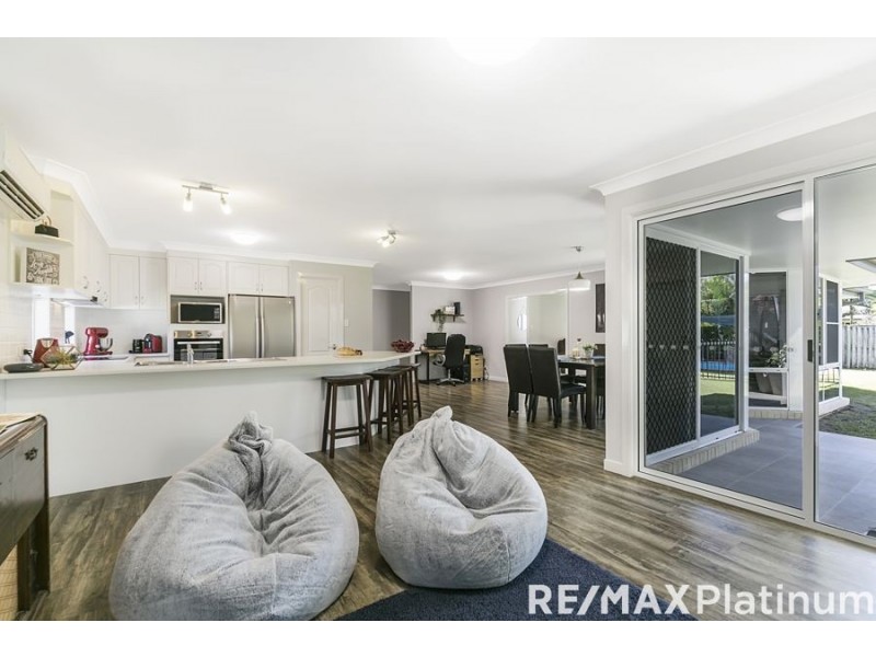 12 Bendee Court, Narangba QLD 4504