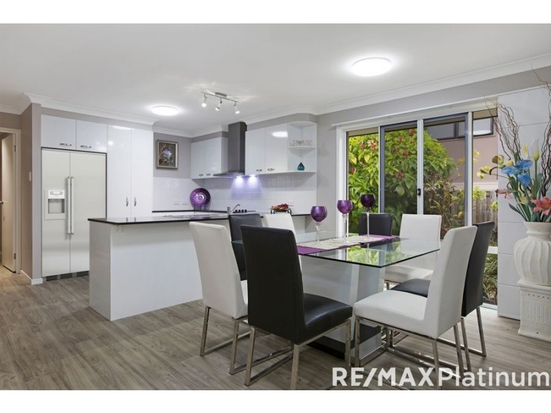 9 Hollow Crescent, Narangba QLD 4504