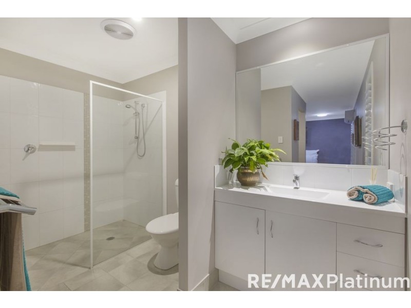 9 Hollow Crescent, Narangba QLD 4504