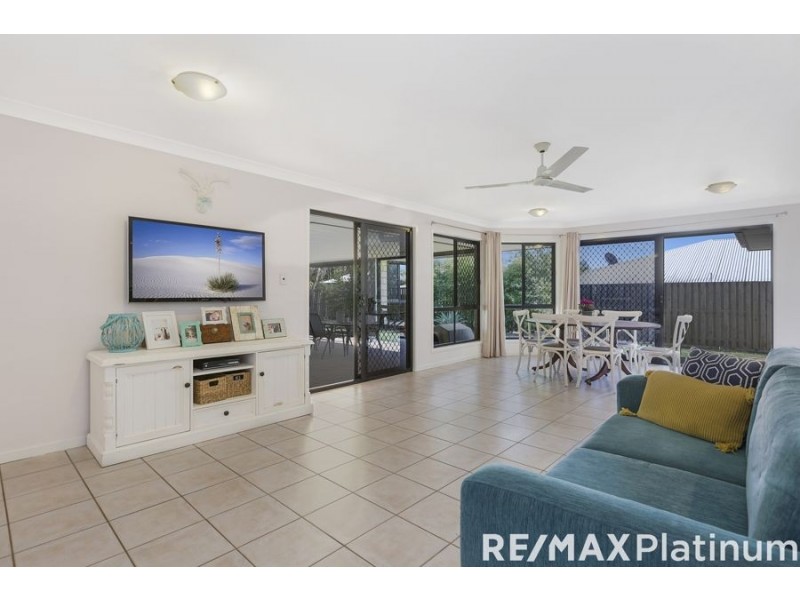 33 McKenzie Avenue, Narangba QLD 4504