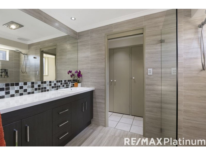 14 Peachfield Drive, Morayfield QLD 4506