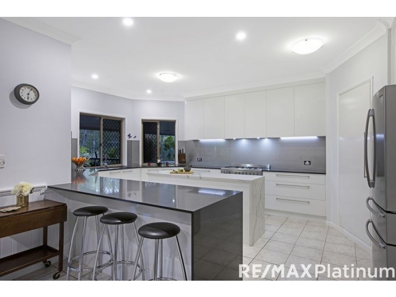 35 Burness Court, Morayfield QLD 4506