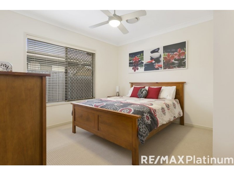 33 Maidenhair Drive, Narangba QLD 4504