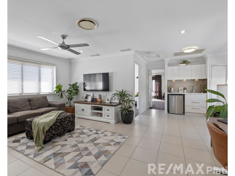23 Hollow Crescent, Narangba QLD 4504