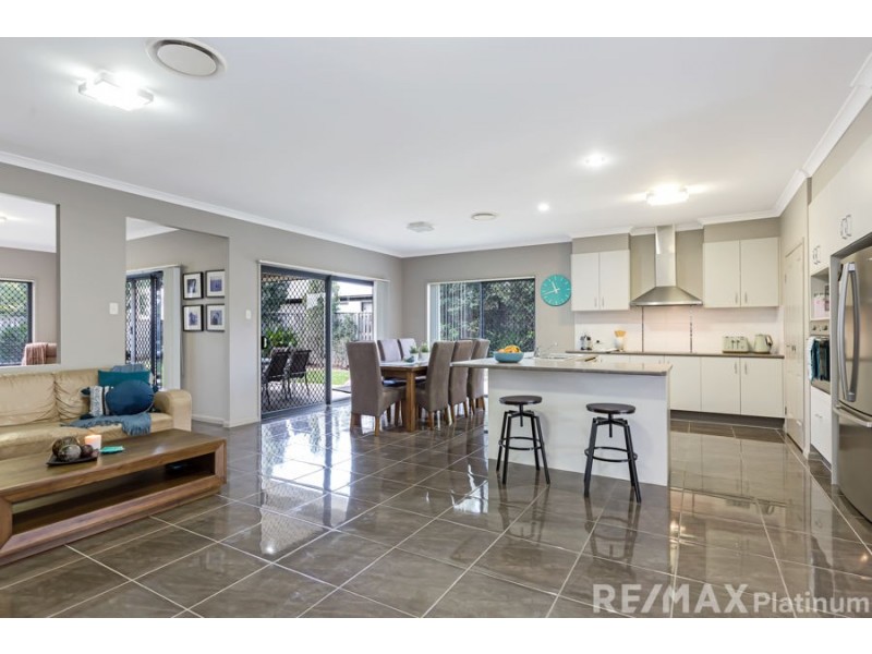 11 Coronata Crescent, Narangba QLD 4504