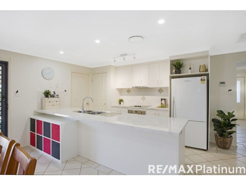 10 Paluma Court, North Lakes QLD 4509